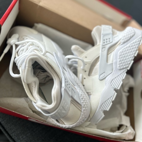 Nike Huarache Women’s Size 6US - Picture 4 of 7